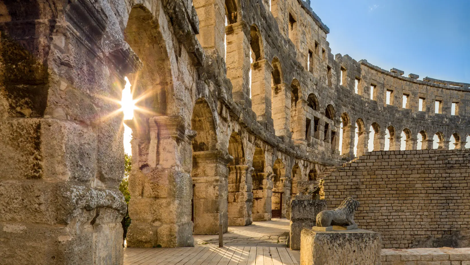 Pula, amfiteatar.